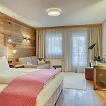 Zillergrundrock Luxury Mountain 4* Mayrhofen