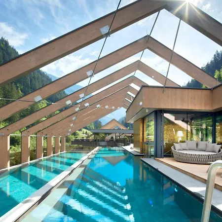Zillergrundrock Luxury Mountain 4* Mayrhofen
