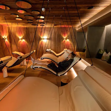 Zillergrundrock Luxury Mountain Hotel 4*