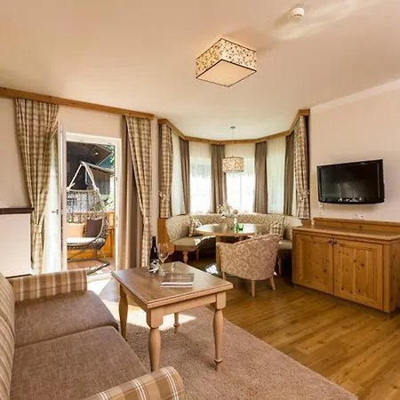 Hotell Zillergrundrock Luxury Mountain Mayrhofen