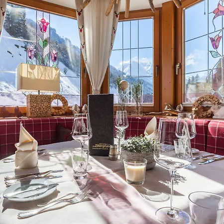 Zillergrundrock Luxury Mountain 호텔