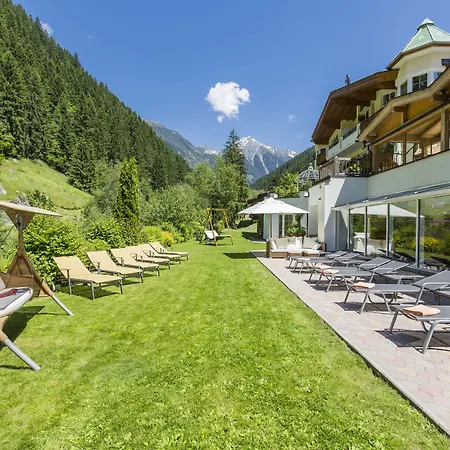 Zillergrundrock Luxury Mountain