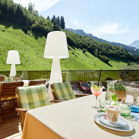 Zillergrundrock Luxury Mountain 4*