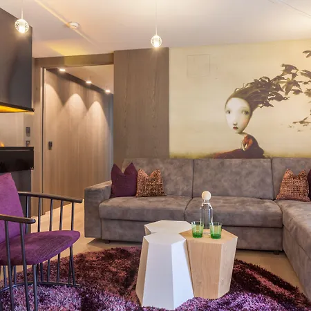 Hotell Zillergrundrock Luxury Mountain 4*