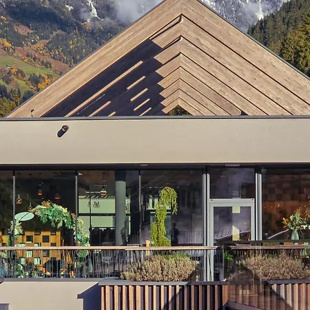 Zillergrundrock Luxury Mountain Hotell Mayrhofen