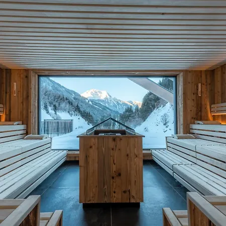 Zillergrundrock Luxury Mountain Hotel Mayrhofen