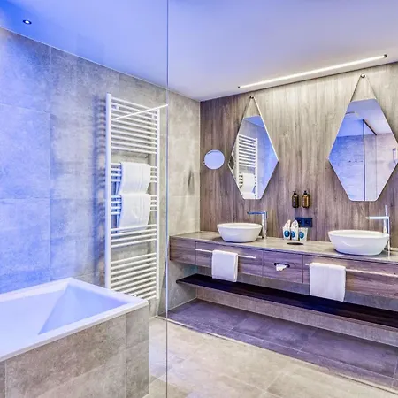 فندق Zillergrundrock - Luxury Mountain 4*