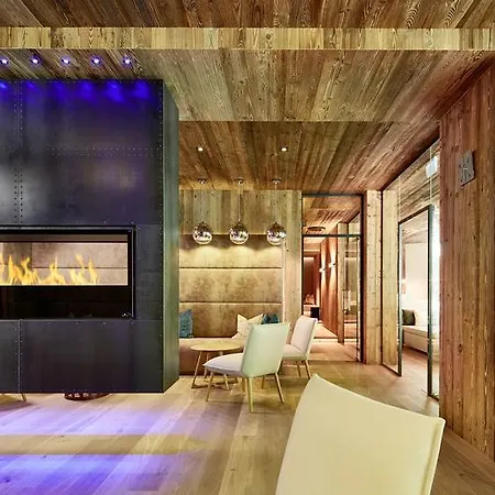 Zillergrundrock Luxury Mountain 4* Mayrhofen