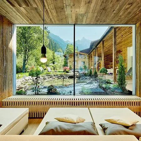 Szálloda Zillergrundrock - Luxury Mountain Mayrhofen