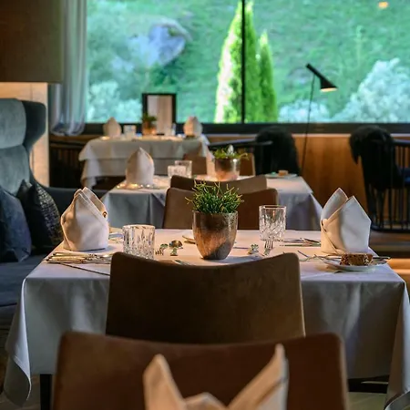 Zillergrundrock Luxury Mountain Mayrhofen