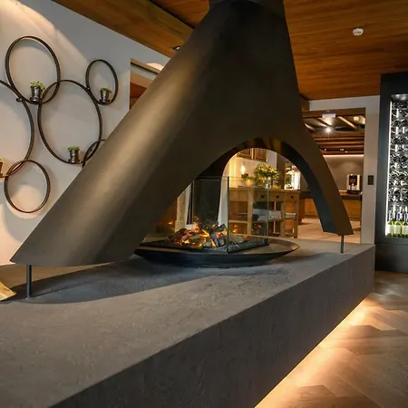 Zillergrundrock Luxury Mountain 4*