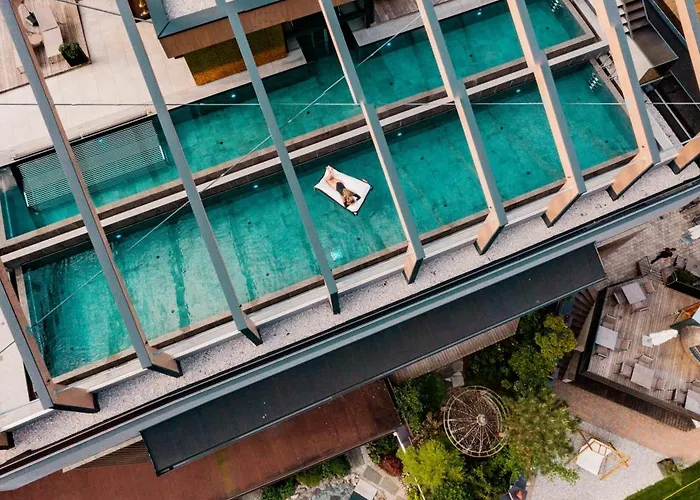 מלון Zillergrundrock Luxury Mountain 4*