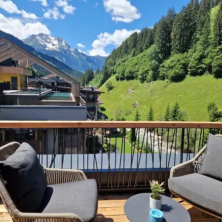 Hotel Zillergrundrock Luxury Mountain